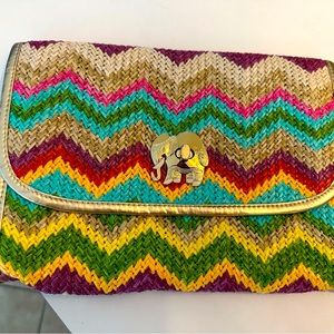 Lilly Pulitzer elephant clutch! Like new condition! Worn a few times!